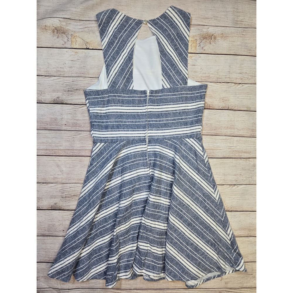 Women's Altar'd State LINEN Dress Flared Sundress KEYHOLE Blue & Cream Size L - Picture 7 of 11